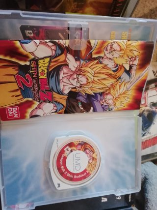 2 Juegos Dragon Ball PSP: Tenkaichi y Budokai 2