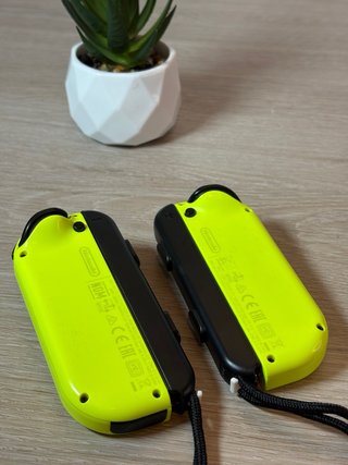 Joy-Cons Amarillos Nintendo Switch