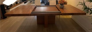 Mesa de comedor de madera