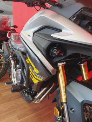 VOGE 525 DSX Carnet A2