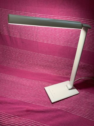 Lámpara de escritorio LED blanca