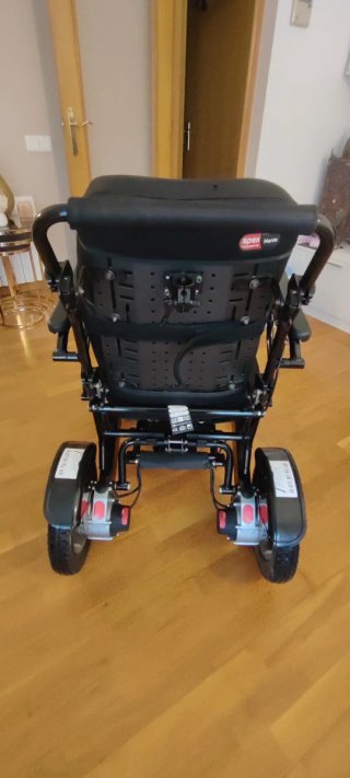 Silla de ruedas eléctrica modelo SPA