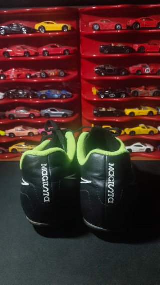 Nike Magista