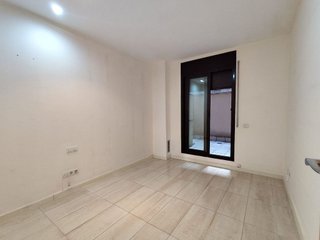 Oficina en alquiler en El Camp de l'Arpa del Clot en Barcelona - Imagen 18