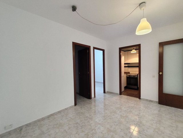Piso en venta en Sants en Barcelona - Imagen 7