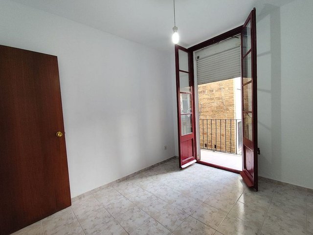 Piso en venta en Sants en Barcelona - Imagen 10