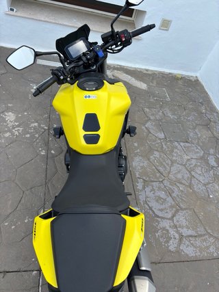 HONDA CB750 HORNET 2023 – GARANTÍA OFICIAL