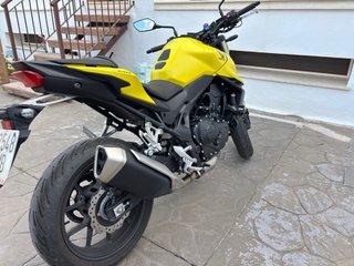 HONDA CB750 HORNET 2023 – GARANTÍA OFICIAL