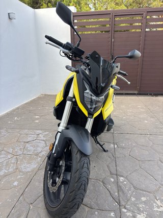 HONDA CB750 HORNET 2023 – GARANTÍA OFICIAL