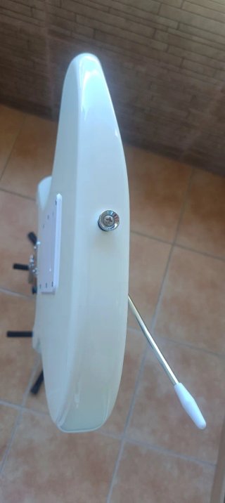 Squier by Fender Arctic white