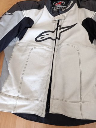 Mono de cuero Alpinestars Talla 56