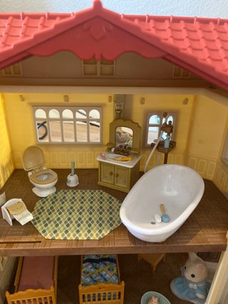 Casa Sylvanian 2 familias, escritorio y barbacoa
