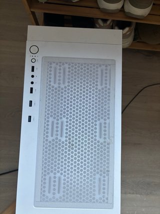 Ordenador sobremesa gamer blanco