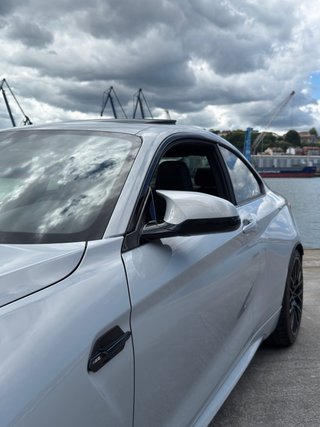 BMW M2 COMPETITION