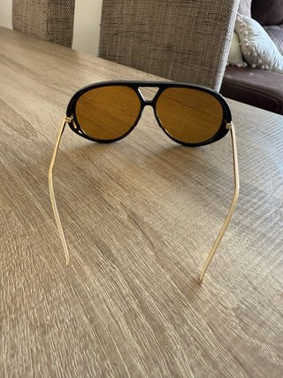 Gafas de sol aviador negras y marrones