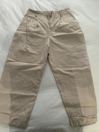 Pantalón Zara loneta beige