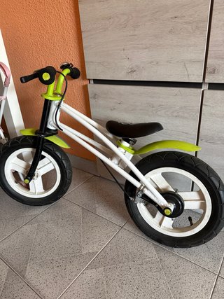 Bicicleta infantil sin pedales