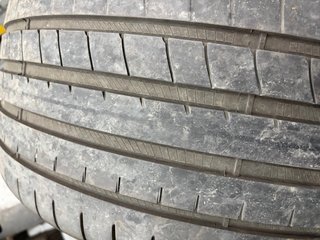 255/35/19