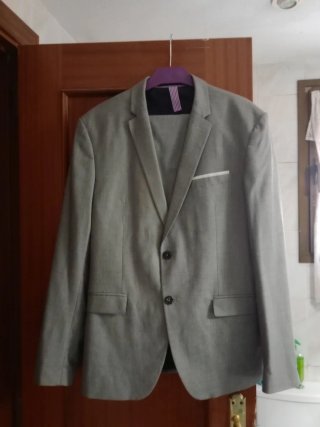 Traje de hombre gris