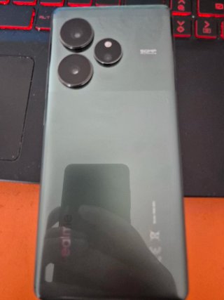 Realme GT 6
