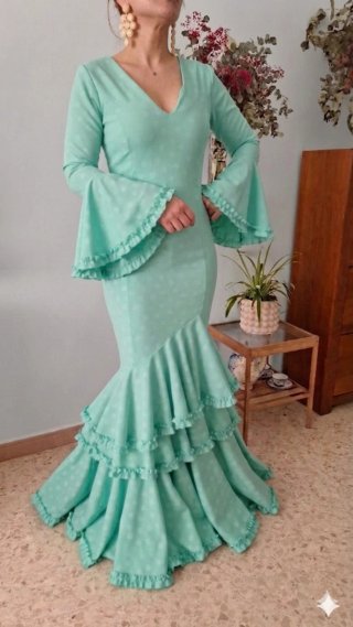 Traje de Flamenca verde Agua con lunares