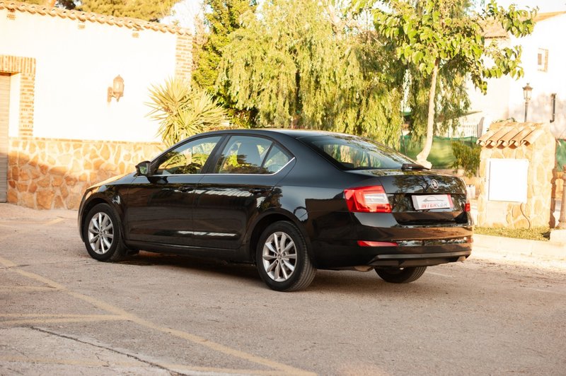 Škoda Octavia 1.4 TSI Elegance 2015, foto 9