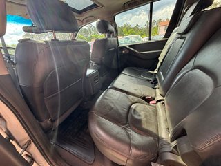 Nissan Pathfinder 2005
