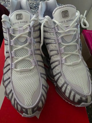 Nike Shox Morado y Blanco
