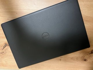 Dell Vostro i5 15 Portátil