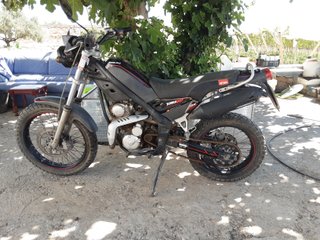 Moto Enduro/Trial Gris y Roja