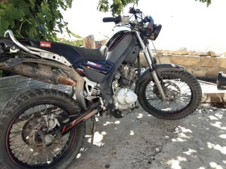 Moto Enduro/Trial Gris y Roja