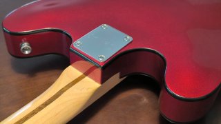 Squier by Fender Affinity Starcaster.