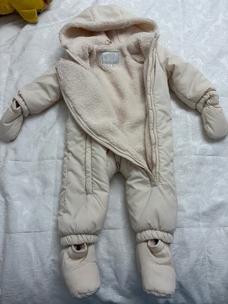 Buzo Zara 9-12 meses