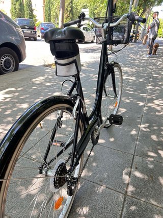 Bicicleta Negra Poco Uso