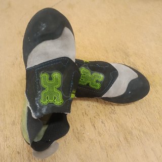 Pies de gato Simond Rock Junior