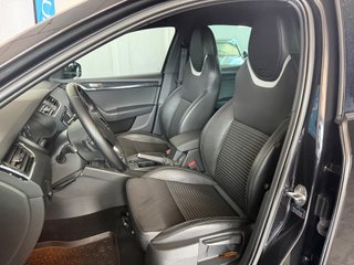 Skoda Octavia 2.0 TSI 220cv DSG RS