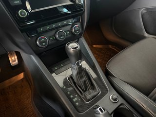 Skoda Octavia 2.0 TSI 220cv DSG RS
