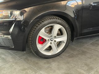 Skoda Octavia 2.0 TSI 220cv DSG RS