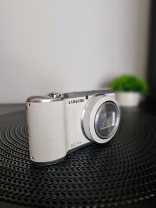 Samsung Galaxy Camera EK-GC200 16.3MP – Como nueva