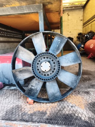 Se vende Ventilador Mercedes Atego