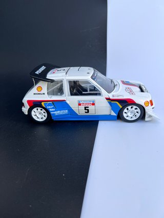 Peugeot 205 Turbo WRC 1/18