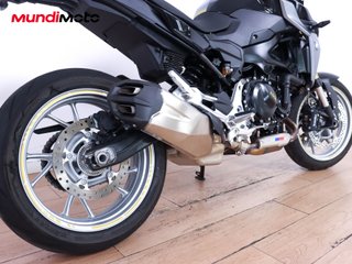 BMW F 900 R