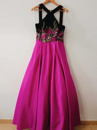 Vestido de fiesta largo rosa y negro