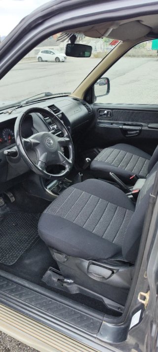 Nissan Terrano II 2005