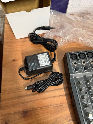 Mixer Audio Phonic AM440 12 Canali