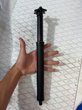 Tija telescópica para bicicleta.