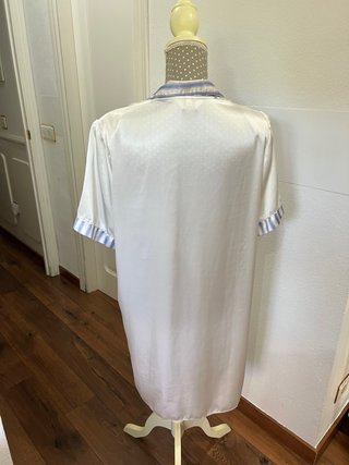 Camisón elegante señora