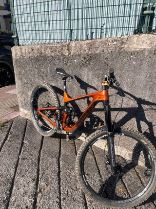 Giant Reign advanced 29” Bici Enduro talla M