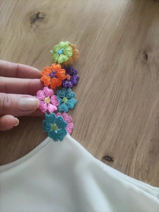 Blusa gasa niña sin mangas flores 9-11 años.