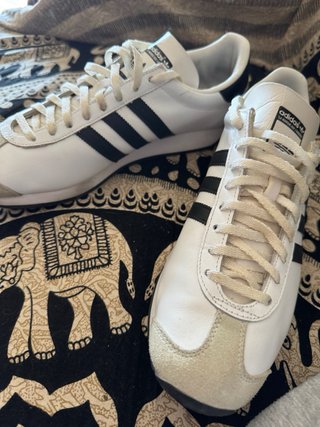 Scarpe Adidas Vintage Bianche e Beige